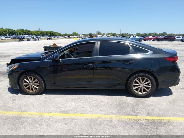 Продаж на аукціоні авто 2018 Hyundai Sonata Se, vin: 5NPE24AF1JH642886, номер лоту: 45912500