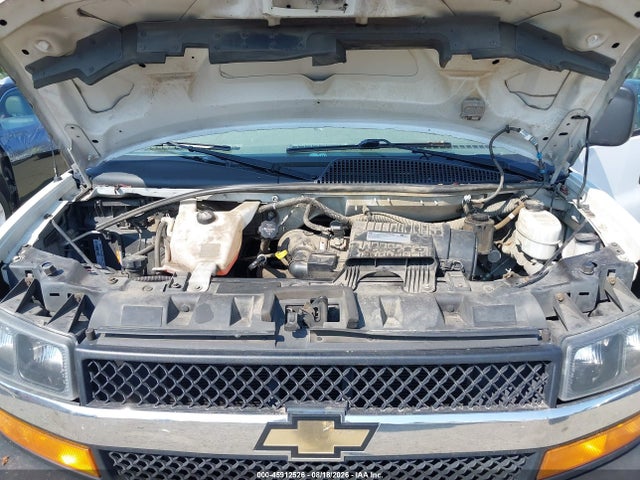 Chevrolet Express 3500 Work Van 2019 1GCZGHFG4K1194938 Image 10