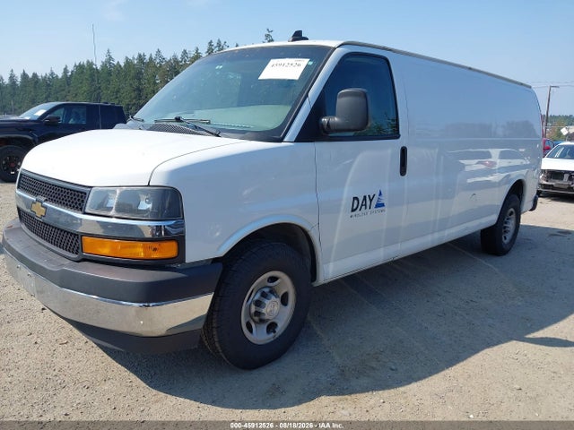 Chevrolet Express 3500 Work Van 2019 1GCZGHFG4K1194938 Image 2