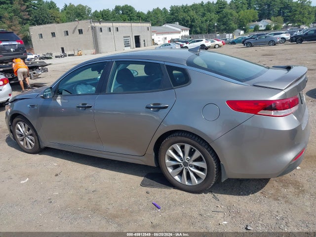 2018 Kia Optima Lx მანქანა იყიდება აუქციონზე, vin: 5XXGT4L31JG268686, აუქციონის ნომერი: 45912549
