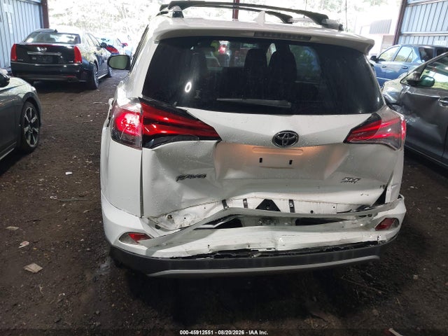 2018 Toyota Rav4 Xle მანქანა იყიდება აუქციონზე, vin: JTMRFREV7JD251722, აუქციონის ნომერი: 45912551