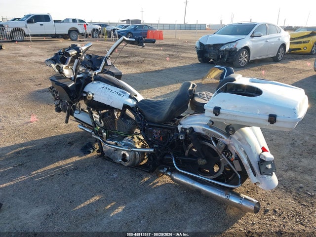2012 Harley-davidson Fltrxse Cvo Road Glide Custom მანქანა იყიდება აუქციონზე, vin: 1HD1TC811CB950983, აუქციონის ნომერი: 45912587