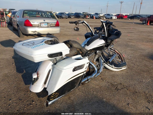 2012 Harley-davidson Fltrxse Cvo Road Glide Custom მანქანა იყიდება აუქციონზე, vin: 1HD1TC811CB950983, აუქციონის ნომერი: 45912587