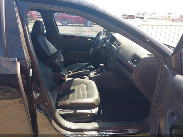 2016 Volkswagen Jetta 2.0t Gli Se მანქანა იყიდება აუქციონზე, vin: 3VW4T7AJ7GM242541, აუქციონის ნომერი: 45912618