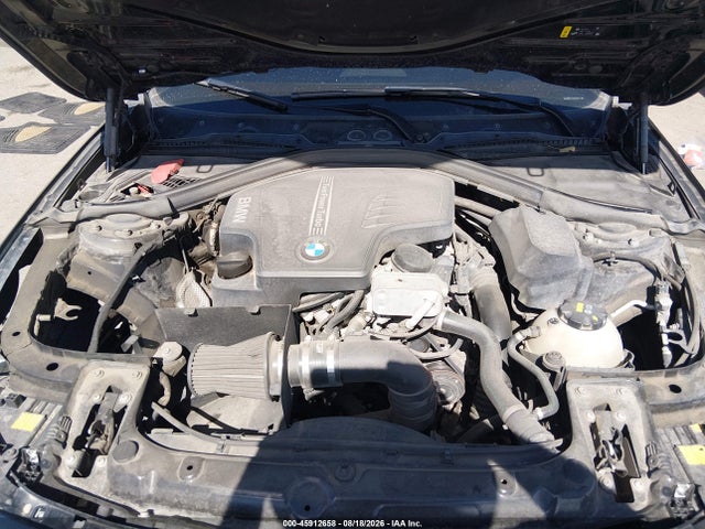 BMW 320i Xdrive 2018 WBA8A3C56JA357779 Image 10