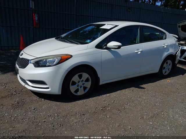 Продажа на аукционе авто 2016 Kia Forte Lx, vin: KNAFX4A60G5541981, номер лота: 45912663