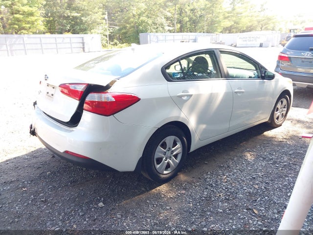 Продажа на аукционе авто 2016 Kia Forte Lx, vin: KNAFX4A60G5541981, номер лота: 45912663
