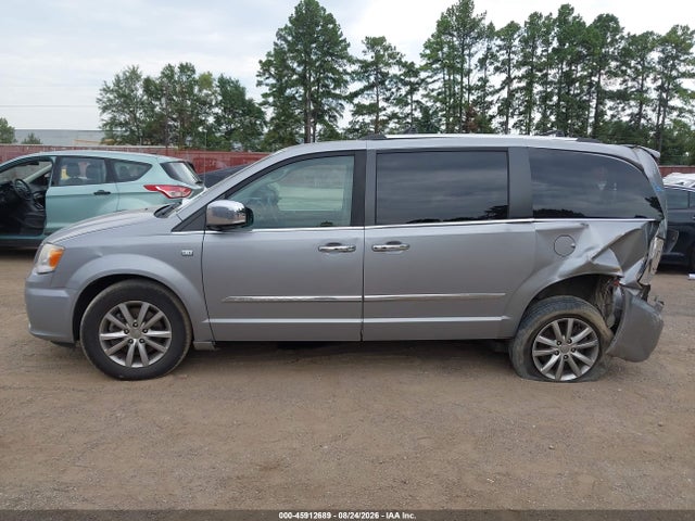 2C4RC1CG7ER418355 Chrysler Town &amp; Country Touring-l 30th Anniversary