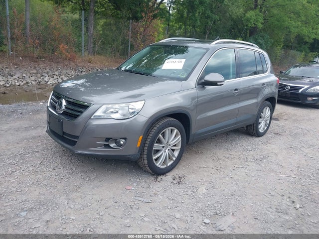 2011 Volkswagen Tiguan Se მანქანა იყიდება აუქციონზე, vin: WVGBV7AX6BW504594, აუქციონის ნომერი: 45912768