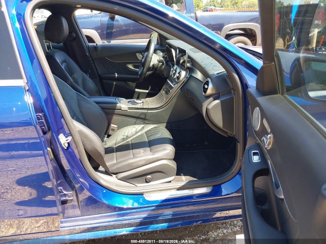 45912811 :رقم المزاد ، W1KWF8EB6LR571211 vin ، 2020 Mercedes-benz C 300 4matic مزاد بيع