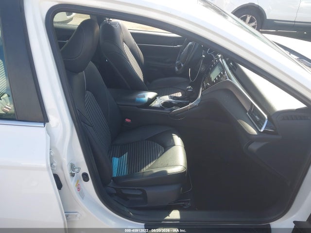 Auction sale of the 2018 Toyota Camry Se, vin: 4T1B11HK7JU562324, lot number: 45912822
