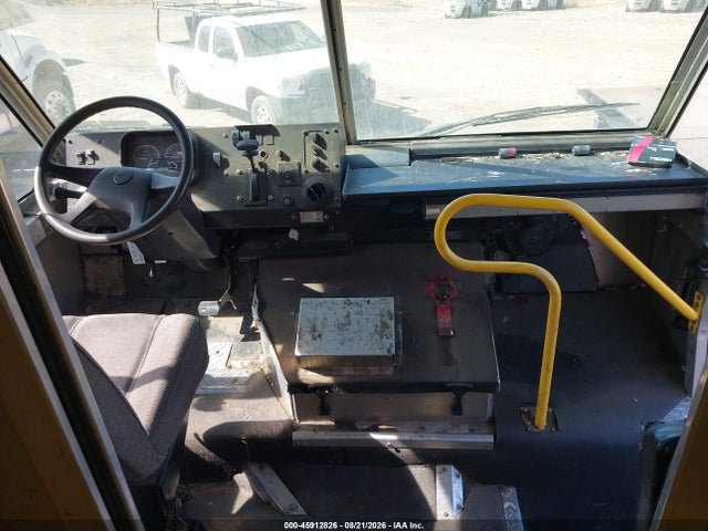 Продаж на аукціоні авто 2013 Freightliner Chassis M Line Walk-in Van, vin: 4UZAC3DVXDCFF6883, номер лоту: 45912826