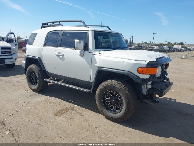 Aukcja sprzedaży 2013 Toyota Fj Cruiser, vin: JTEBU4BF0DK158558, numer aukcji: 45912874