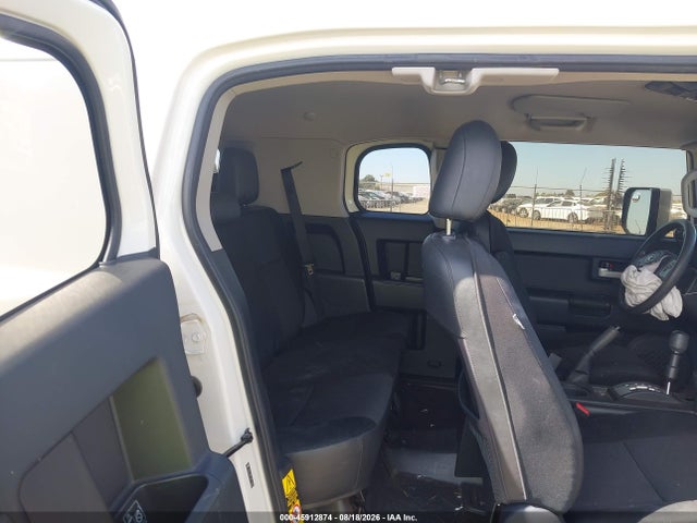 Продажа на аукционе авто 2013 Toyota Fj Cruiser, vin: JTEBU4BF0DK158558, номер лота: 45912874