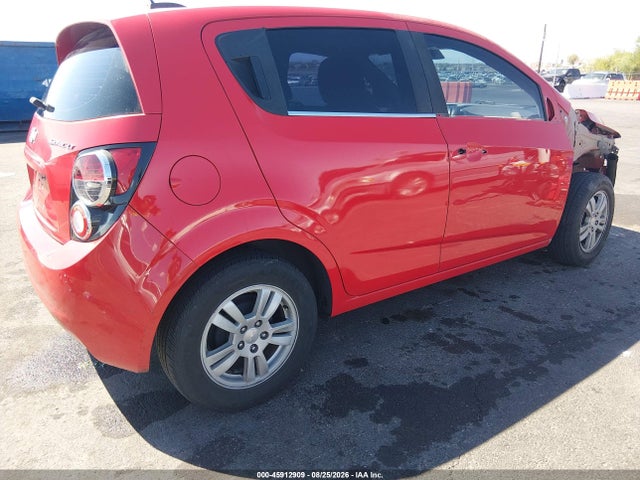 Chevrolet Sonic Lt Auto 2015 1G1JC6SH5F4111512 Image 4