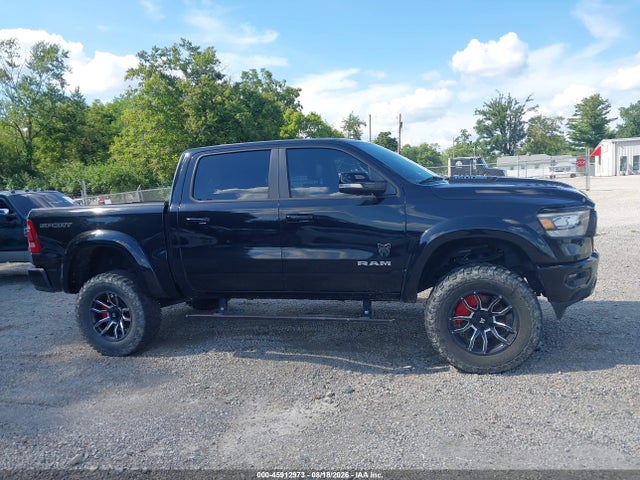 1C6SRFJT4NN111050 RAM 1500 Laramie 4x4 5&#039;7 Box