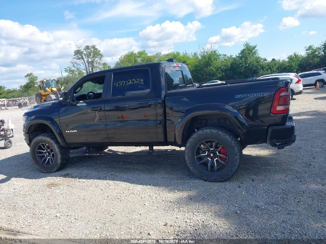 1C6SRFJT4NN111050 RAM 1500 Laramie 4x4 5&#039;7 Box