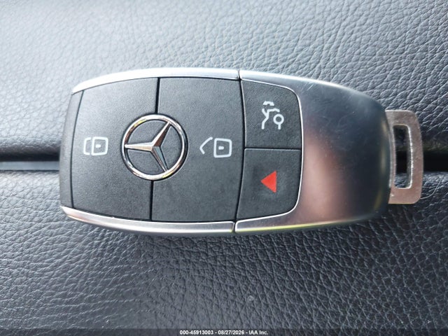 2025 Mercedes-benz Glb 250 4matic მანქანა იყიდება აუქციონზე, vin: W1N4M4HB0SW394935, აუქციონის ნომერი: 45913003