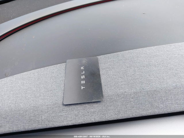7SAYGDEE8TA413140 Tesla Model Y All-wheel Drive/long Range Launch Series/premium All-wheel Drive