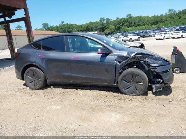 7SAYGDEE8TA413140 Tesla Model Y All-wheel Drive/long Range Launch Series/premium All-wheel Drive