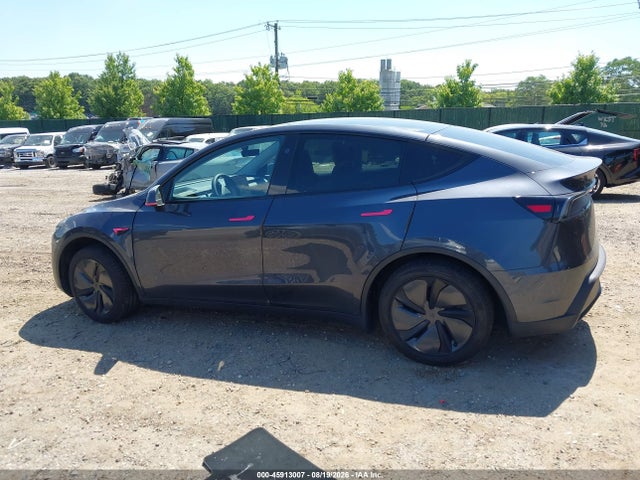 7SAYGDEE8TA413140 Tesla Model Y All-wheel Drive/long Range Launch Series/premium All-wheel Drive