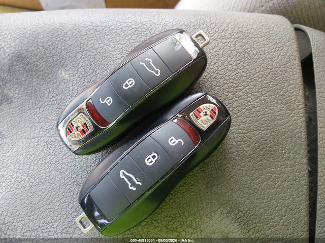 Продаж на аукціоні авто 2017 Porsche Cayenne Platinum Edition, vin: WP1AA2A20HKA82260, номер лоту: 45913031