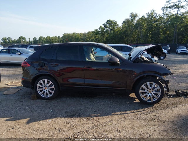 Продаж на аукціоні авто 2017 Porsche Cayenne Platinum Edition, vin: WP1AA2A20HKA82260, номер лоту: 45913031