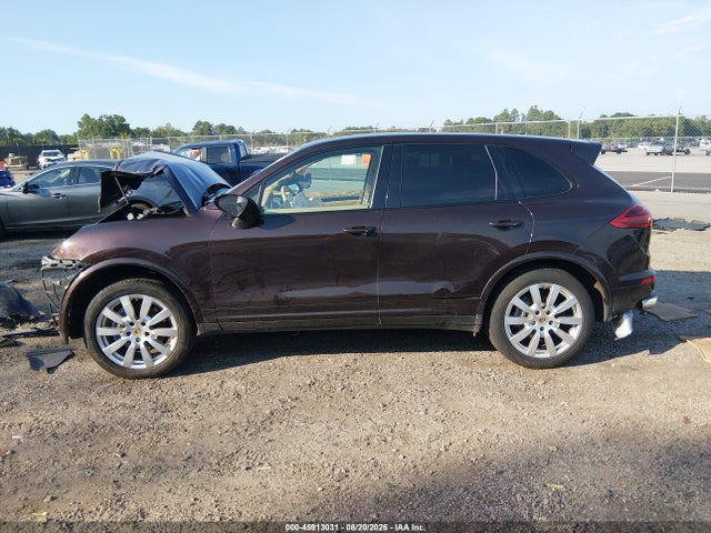 Продаж на аукціоні авто 2017 Porsche Cayenne Platinum Edition, vin: WP1AA2A20HKA82260, номер лоту: 45913031