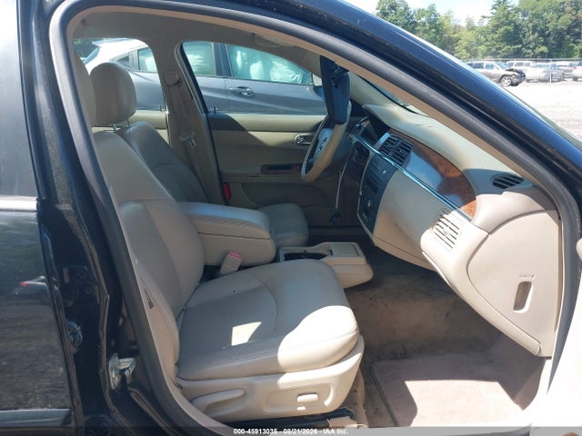 45913035 :رقم المزاد ، 2G4WD562551225851 vin ، 2005 Buick Lacrosse Cxl مزاد بيع