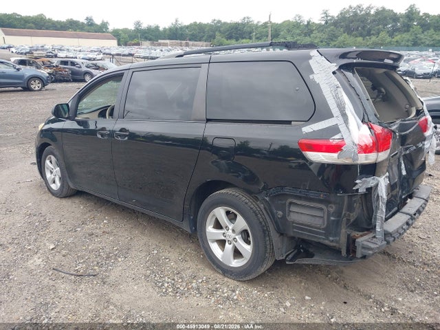 Продажа на аукционе авто 2011 Toyota Sienna Le, vin: 5TDKK3DC1BS007287, номер лота: 45913049