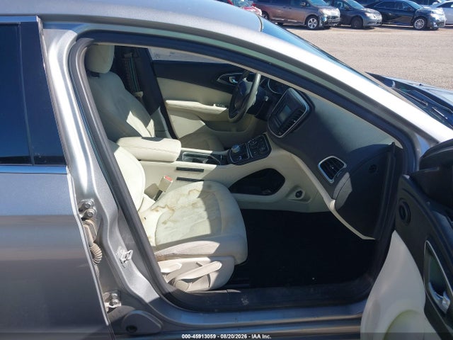 1C3CCCAB6FN755675 Chrysler 200 Limited