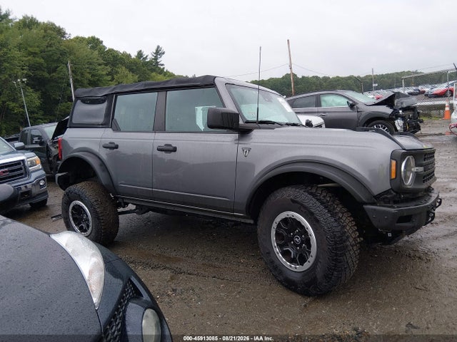 Продаж на аукціоні авто 2021 Ford Bronco, vin: 1FMDE5DH8MLA64223, номер лоту: 45913085