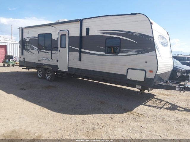2017 Forest River Avenger Toyhauler Travel Trailer მანქანა იყიდება აუქციონზე, vin: 5ZT2AVPBXHB912269, აუქციონის ნომერი: 45913143