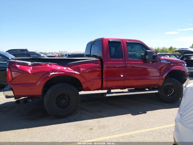 45913164 :رقم المزاد ، 1FT7X2BT4FED23105 vin ، 2015 Ford F-250 Lariat مزاد بيع