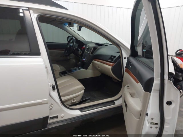 45913177 :رقم المزاد ، 4S4BRBLC2E3249420 vin ، 2014 Subaru Outback 2.5i Limited مزاد بيع
