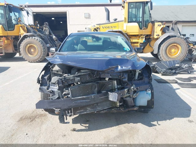 Продажа на аукционе авто 2014 Chevrolet Malibu 1ls, vin: 1G11B5SL0EF187336, номер лота: 45913207