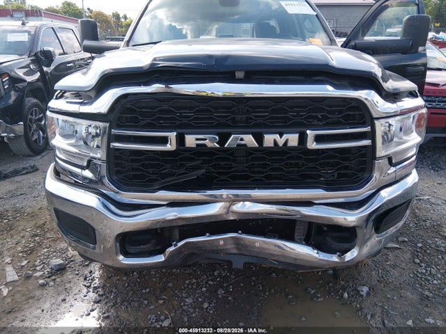 45913232 :رقم المزاد ، 3C63R3CL7LG238459 vin ، 2020 Ram 3500 Tradesman  4x4 6'4 Box مزاد بيع