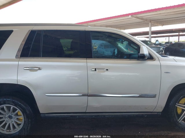 Продажа на аукционе авто 2015 Cadillac Escalade Premium, vin: 1GYS3NKJ1FR553712, номер лота: 45913245