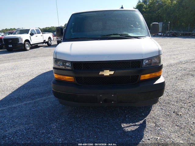 45913260 :رقم المزاد ، 1GAWGEFP0L1256427 vin ، 2020 Chevrolet Express Passenger Rwd 2500 Regular Wheelbase Ls مزاد بيع