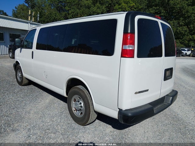 45913260 :رقم المزاد ، 1GAWGEFP0L1256427 vin ، 2020 Chevrolet Express Passenger Rwd 2500 Regular Wheelbase Ls مزاد بيع