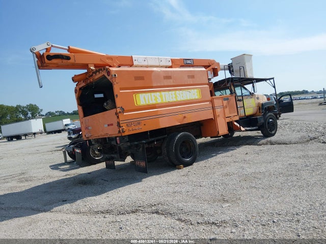 2000 Gmc C-series C7h042 მანქანა იყიდება აუქციონზე, vin: 1GDL7H1D2YJ504706, აუქციონის ნომერი: 45913261