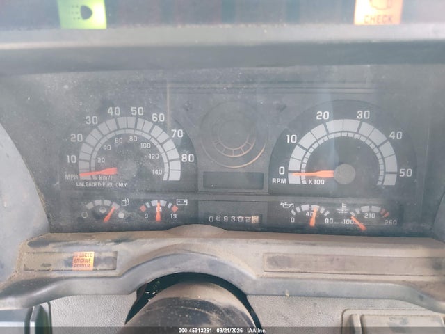 2000 Gmc C-series C7h042 მანქანა იყიდება აუქციონზე, vin: 1GDL7H1D2YJ504706, აუქციონის ნომერი: 45913261