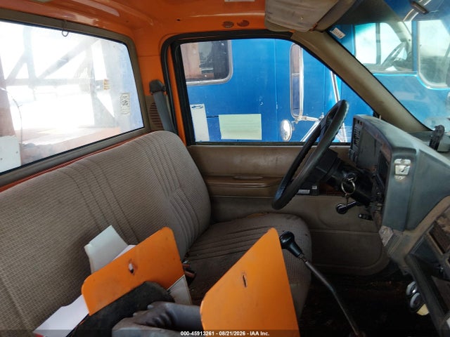 2000 Gmc C-series C7h042 მანქანა იყიდება აუქციონზე, vin: 1GDL7H1D2YJ504706, აუქციონის ნომერი: 45913261