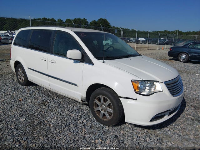 45913271 :رقم المزاد ، 2A4RR5DG0BR658065 vin ، 2011 Chrysler Town & Country Touring مزاد بيع