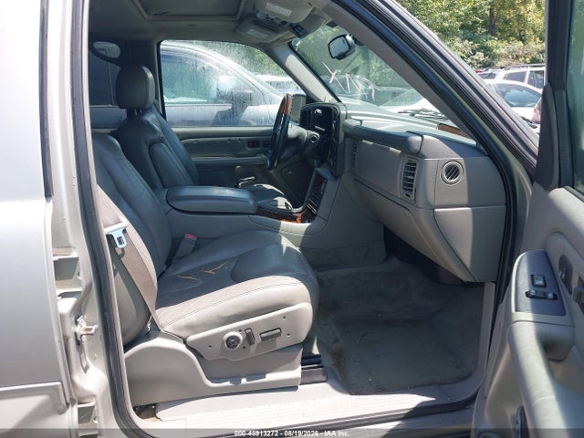 45913272 :رقم المزاد ، 1GYEK63N24R218012 vin ، 2004 Cadillac Escalade Standard مزاد بيع