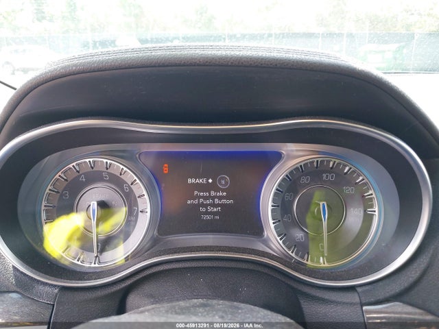 Продажа на аукционе авто 2018 Chrysler 300 Touring L, vin: 2C3CCAAG1JH253626, номер лота: 45913291