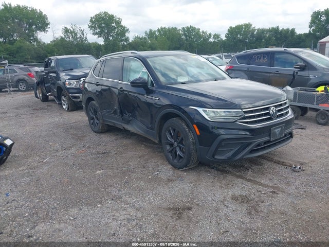 2022 Volkswagen Tiguan 2.0t Se მანქანა იყიდება აუქციონზე, vin: 3VV2B7AX0NM023257, აუქციონის ნომერი: 45913307