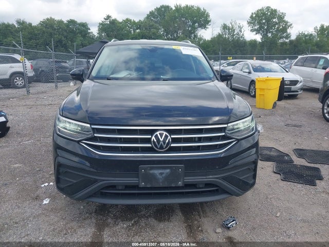 2022 Volkswagen Tiguan 2.0t Se მანქანა იყიდება აუქციონზე, vin: 3VV2B7AX0NM023257, აუქციონის ნომერი: 45913307