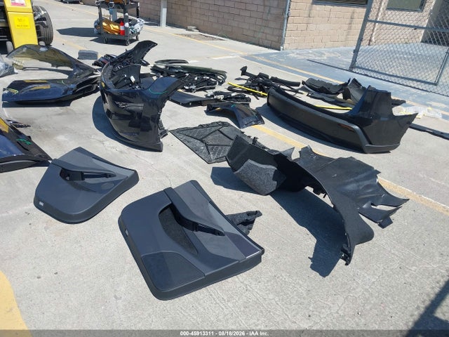 2026 Tesla Model Y Premium/rear-wheel Drive მანქანა იყიდება აუქციონზე, vin: 7SAYGDED2TF614610, აუქციონის ნომერი: 45913311