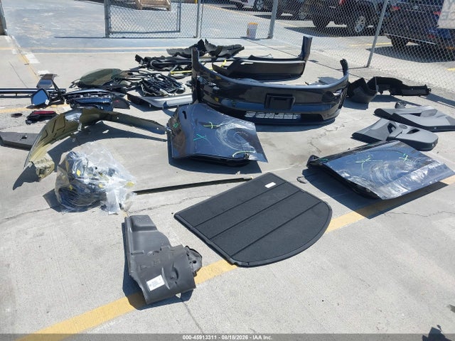2026 Tesla Model Y Premium/rear-wheel Drive მანქანა იყიდება აუქციონზე, vin: 7SAYGDED2TF614610, აუქციონის ნომერი: 45913311